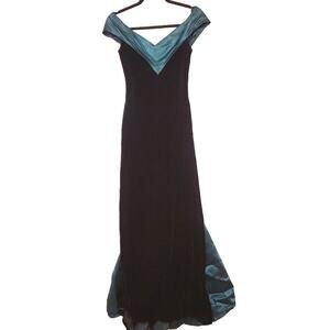 Size 8 Vintage LORALIE Black Velvet Green Satin Off-shoulder Bow Train Dress